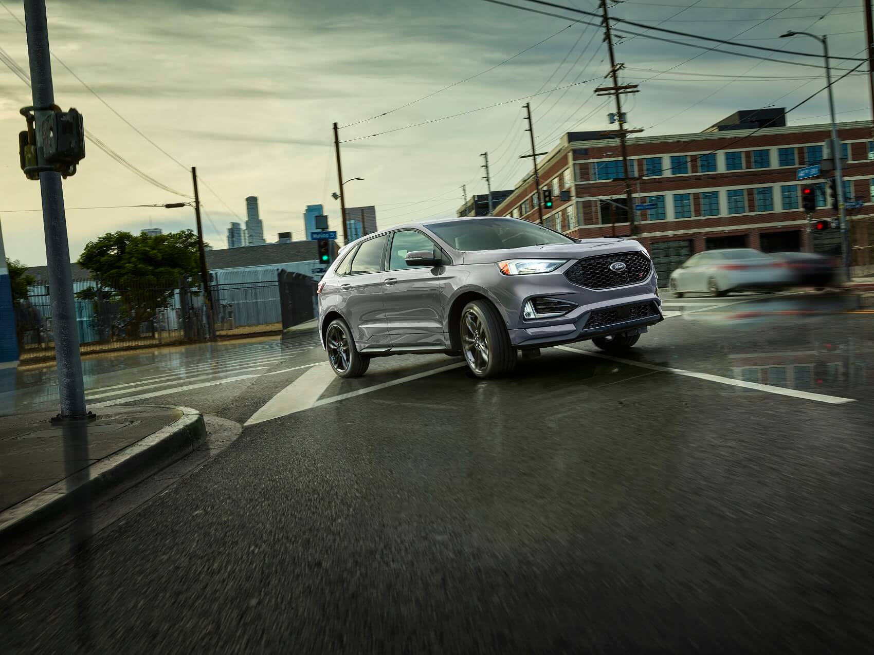 Gray Ford Edge